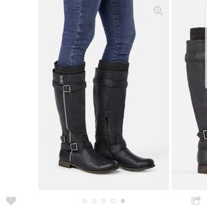 *SOLD* BRAND NEW Black boots